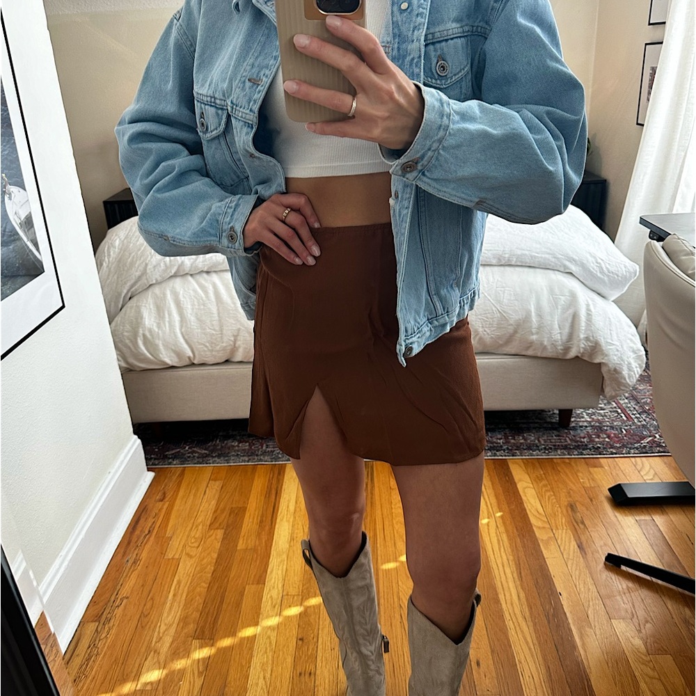 Aritzia Sunday Best Tatiana Mini Skirt